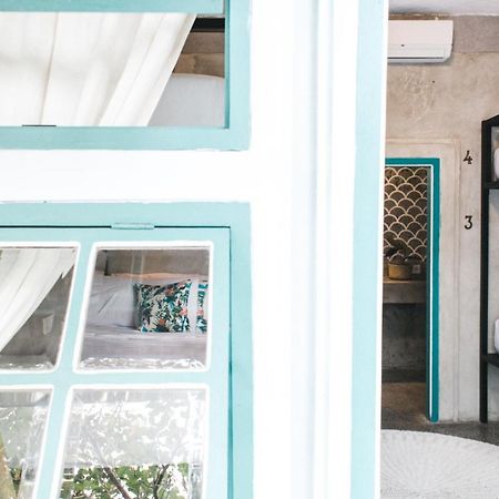 Kosta Hostel Seminyak Kültér fotó