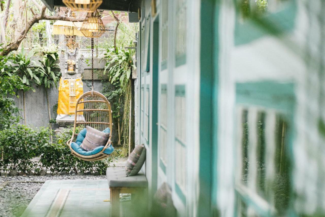 Kosta Hostel Seminyak Kültér fotó