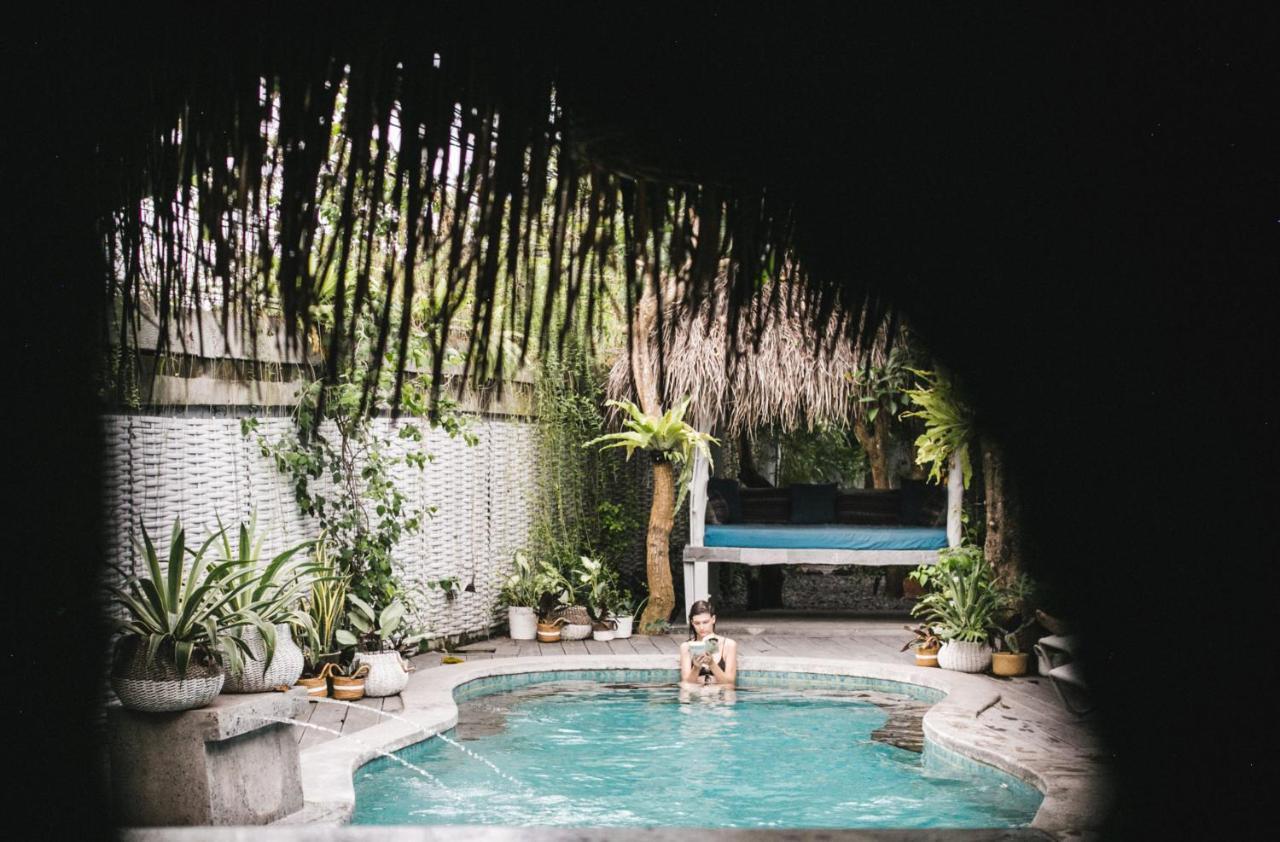 Kosta Hostel Seminyak Kültér fotó